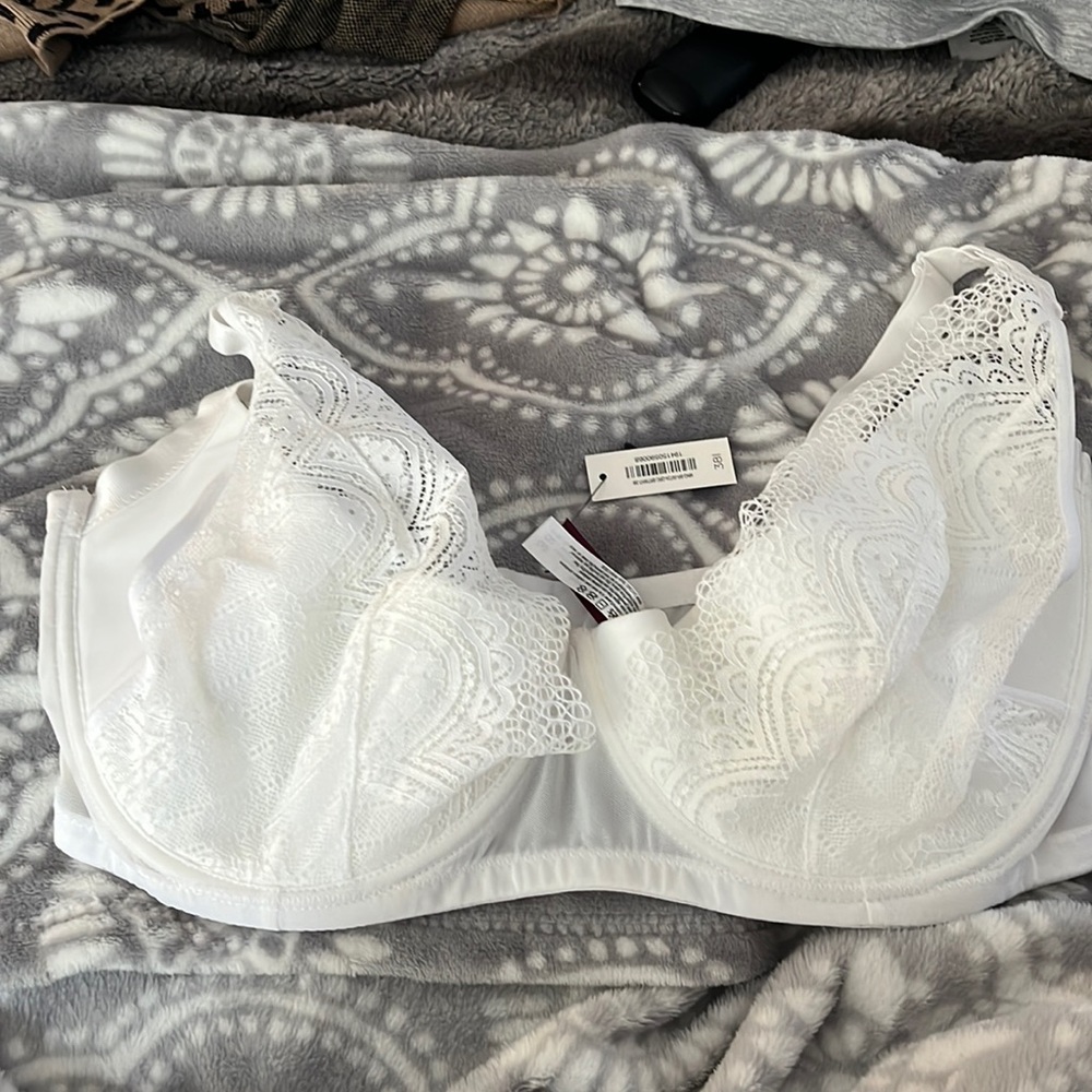 Adore me bra never worn 38I